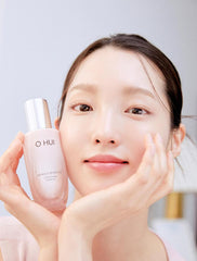 O HUI Miracle Moisture Pink Barrier Essence